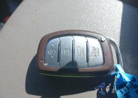 2020 Hyundai Elantra Value Edition z USA, uszkodzony, nr VIN 5NPD84LF2LH550101